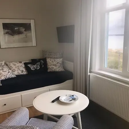 Apartment Kleines Strandhotel 3*